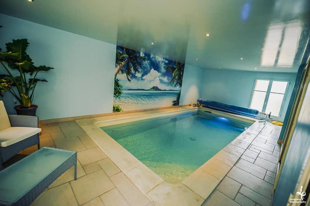 Maison Piscine Interieure Et Garage Τρουά Εξωτερικό φωτογραφία